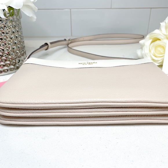 NWT Kate Spade Beige Nude & Cream Pebbled Leather Triple Gusset Crossbody Purse - Picture 11 of 11